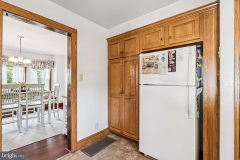 Entry Way - 19 Sickler St, Quinton, NJ 08072 photo 3 of 3