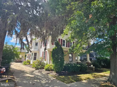 152 N Main St, Elmer, NJ 08318
