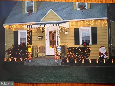 393 Manor Ave, Carneys Point, NJ 08069