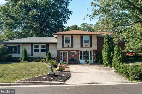 10 Delaware Dr, Salem, NJ 08079