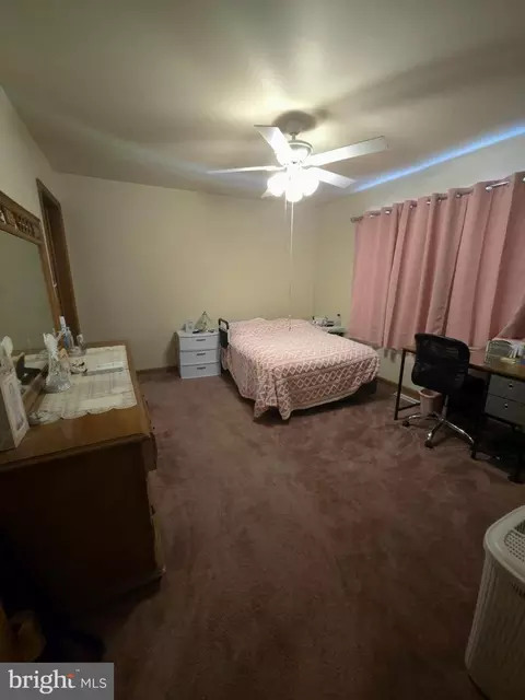 Bedroom - 167 N Dolbow Ave, Carneys Point, NJ 08069 photo 2 of 2