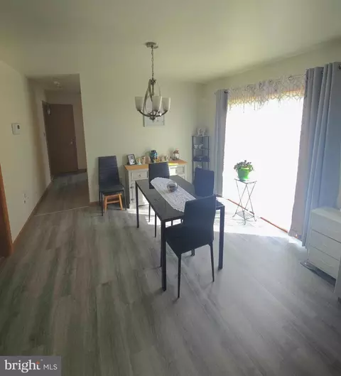 Entry Way - 167 N Dolbow Ave, Carneys Point, NJ 08069 photo 1 of 2