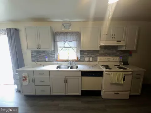 Kitchen - 167 N Dolbow Ave, Carneys Point, NJ 08069 photo 2 of 2
