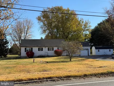 204 Compromise Rd, Mannington, NJ 08079 photo 3