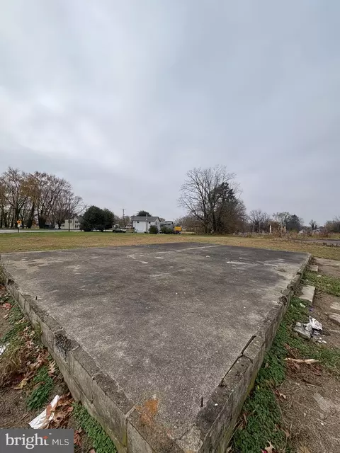 433-435 Afton Dr, Salem, NJ 08079