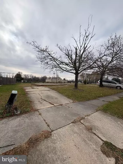 441-443 Afton Dr, Salem, NJ 08079