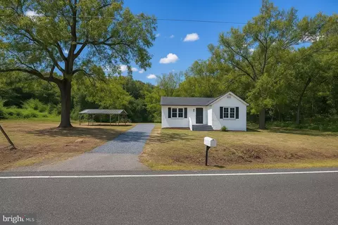 60 New Bridge Rd, Quinton, NJ 08072