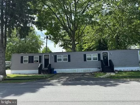 1 Victory Ave #8, Pennsville, NJ 08070