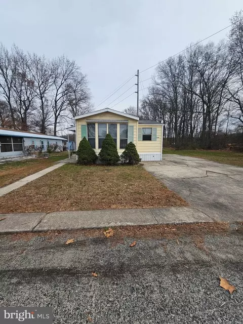 239 Pin Oak, Carneys Point, NJ 08069