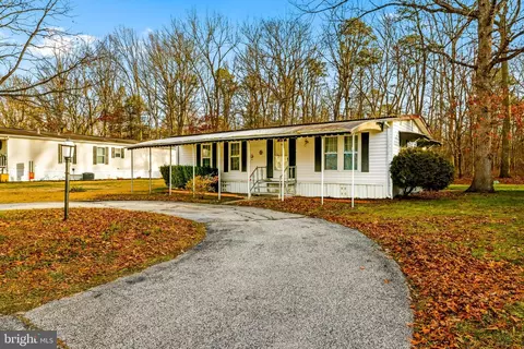 72 Hazelwood Dr, Pittsgrove, NJ 08318