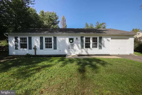 104 Wisteria, Carneys Point, NJ 08069