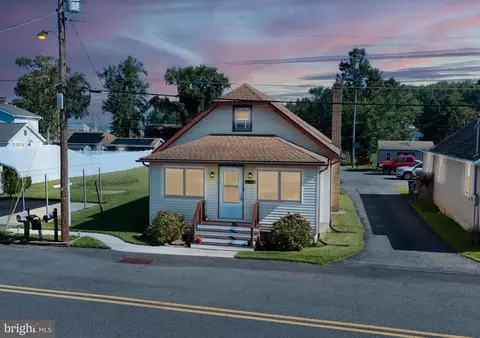 44 Delaware Ave, Salem, NJ 08079