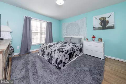 Bedroom - 29 Three Bridge Rd, Monroeville, NJ 08343 photo 4 of 5