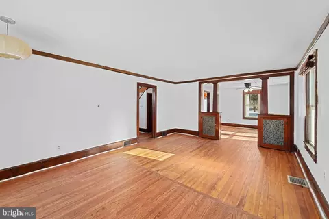 Living - 200 N Union St, Salem, NJ 08079 photo 7 of 7