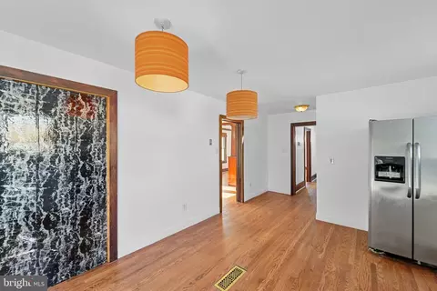 Entry Way - 200 N Union St, Salem, NJ 08079 photo 4 of 7
