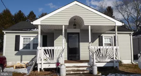1082 S Broadway, Pennsville, NJ 08070