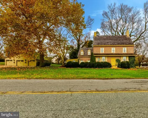1349 Kings Hwy, Pilesgrove, NJ 08098