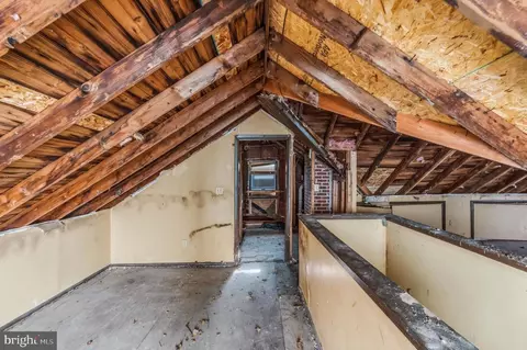 Entry Way - 115 Eighth St, Salem, NJ 08079 photo 10 of 12