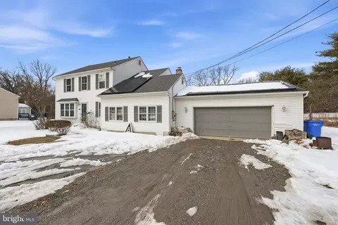 102 Pennsville Pedricktown Rd, Pedricktown, NJ 08067