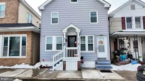 98 Railroad Ave, Penns Grove, NJ 08069