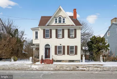55 Market St, Salem, NJ 08079