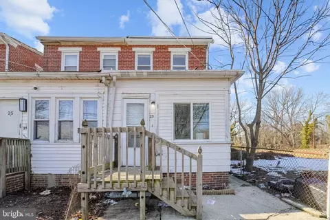 23 Yorke St, Salem, NJ 08079