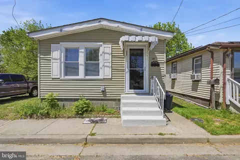 152 Cumberland Ave, Penns Grove, NJ 08069