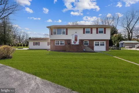 68 S Tilbury Rd, Salem, NJ 08079