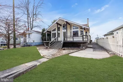 47 S Locust Ave, Salem, NJ 08079