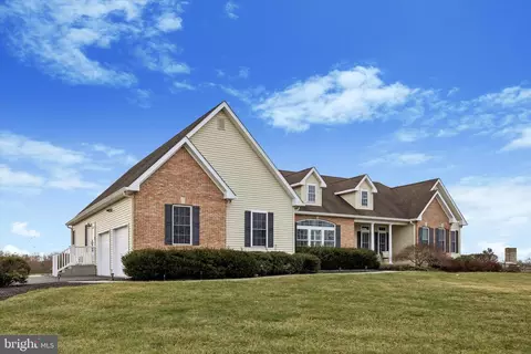 706 Kings Hwy, Mannington, NJ 08079