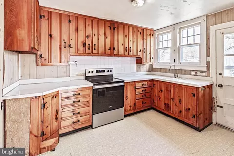 Kitchen - 286 Morrison Ave, Salem, NJ 08079 photo 1 of 2