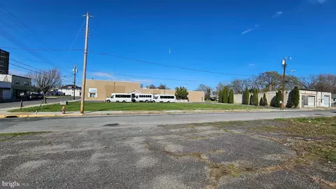 65 S Broad St, Penns Grove, NJ 08069
