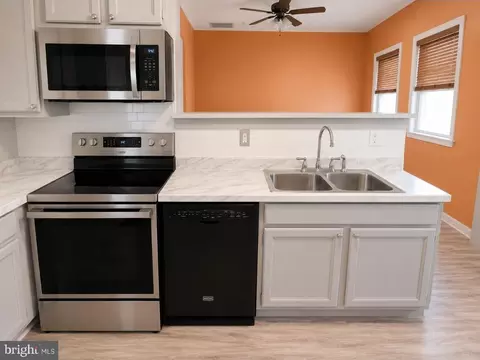 328 Polk Ave, Carneys Point, NJ 08069