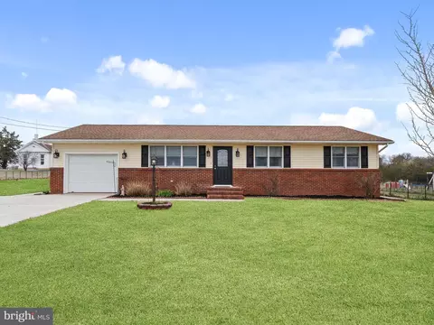 482 Almond Rd, Pittsgrove, NJ 08318