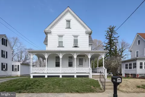 333 Broad St, Elmer, NJ 08318