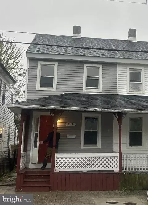 219 Wesley St, Salem, NJ 08079