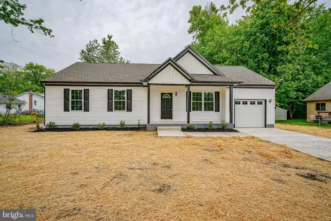 12 Park Rd, Pennsville, NJ 08070
