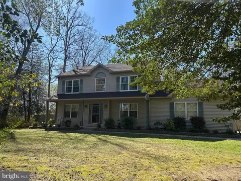 563 Crow Pond Rd, Pittsgrove, NJ 08318