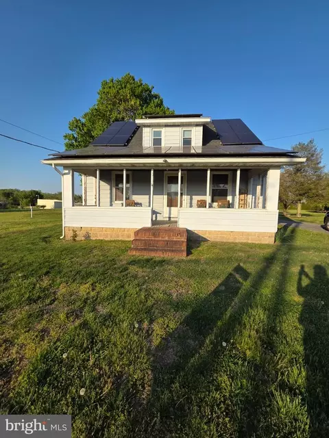 894 Main St Canton St, Salem, NJ 08079