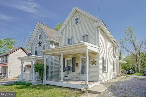 323 S Main St, Woodstown, NJ 08098