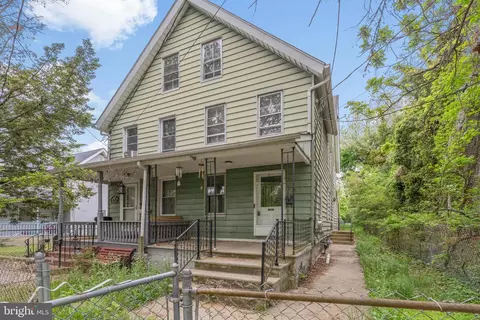 14 Seventh St, Salem, NJ 08079