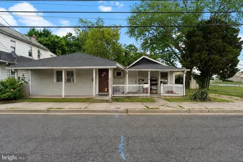 344 Keasbey St, Salem, NJ 08079