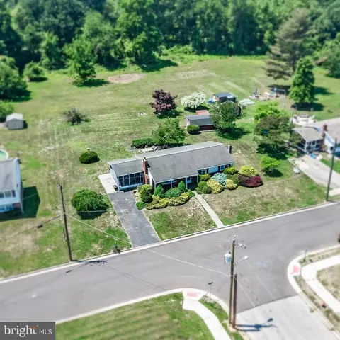 43 Morningside Dr, Salem, NJ 08079