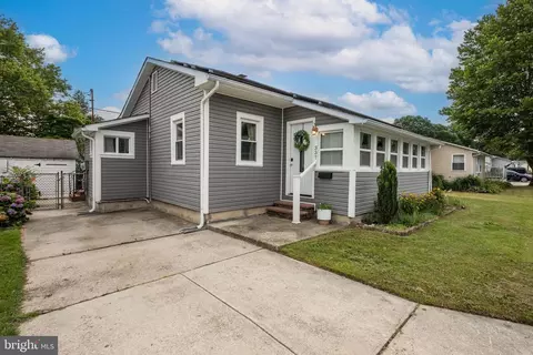 337 Jackson Ave, Carneys Point, NJ 08069