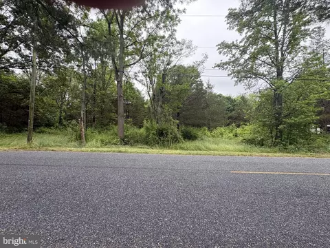 445 Three Bridge Rd, Newfield, NJ 08344