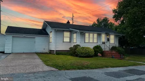 257 G St, Carneys Point, NJ 08069
