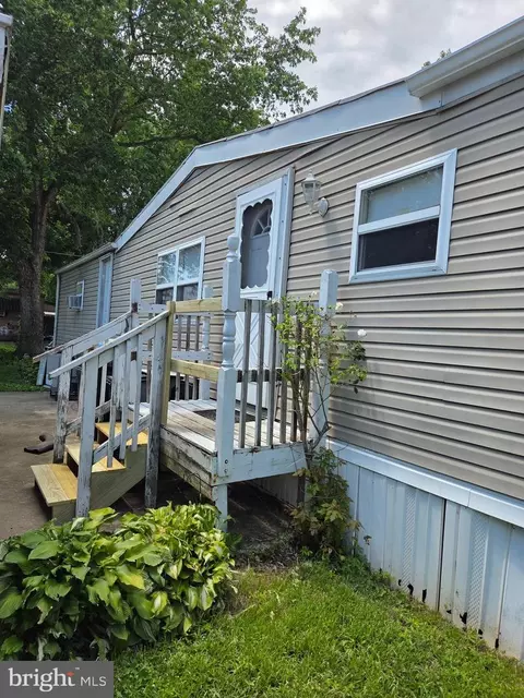 1 Victory Ave #77, Pennsville, NJ 08070