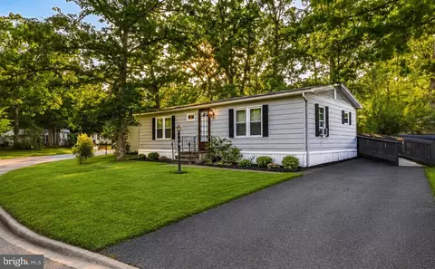 95 Hazelwood Dr, Pittsgrove, NJ 08318