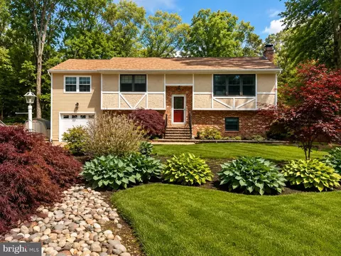 55 Margarete Dr, Pittsgrove, NJ 08318