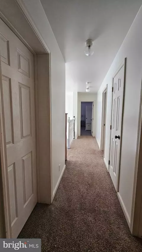 Entry Way - 400 Monroeville Rd, Monroeville, NJ 08343 photo 6 of 8